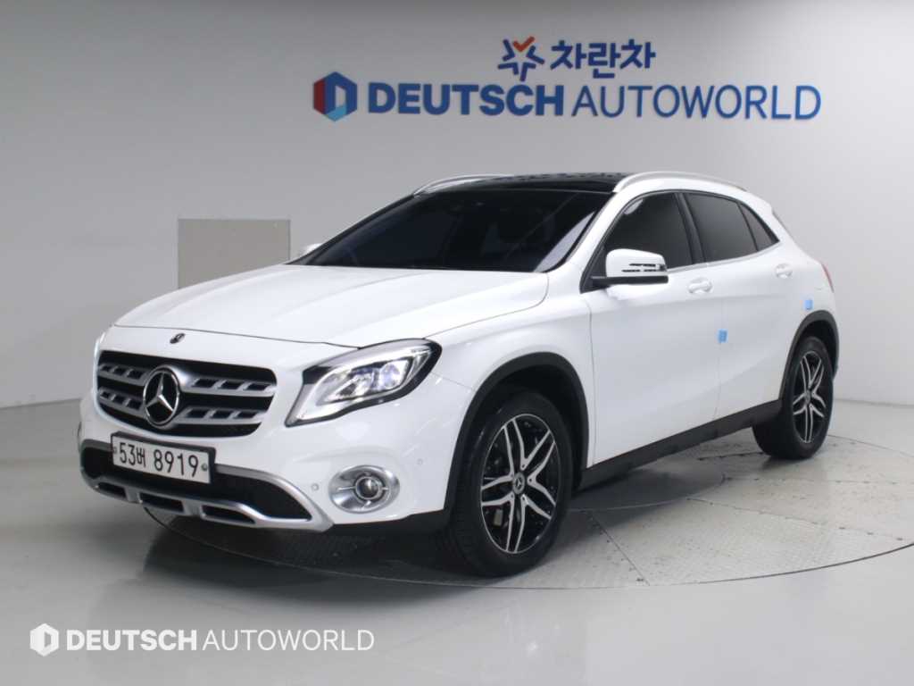 벤츠 GLA 클래스 GLA220 사진