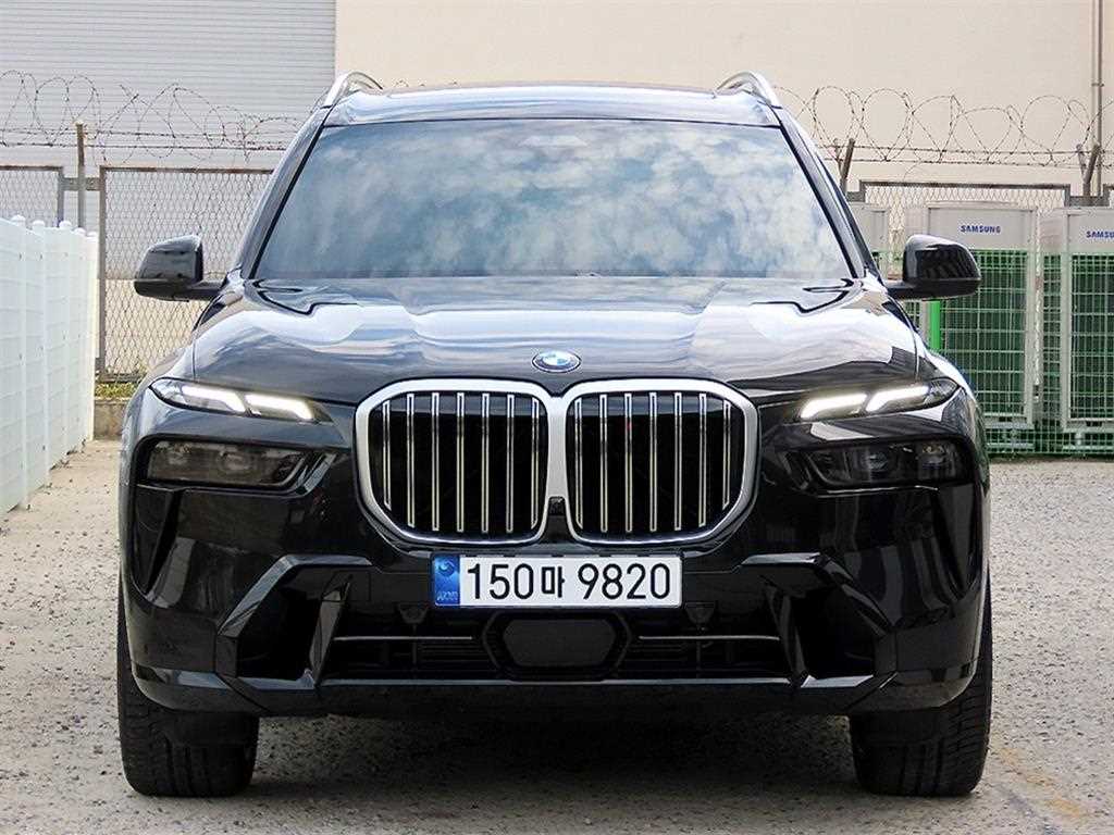 BMW X7 xDrive 40i M 스포츠 사진 2/20