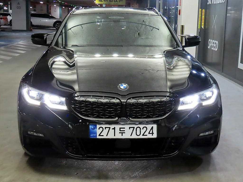 BMW 3시리즈 320d 투어링 M 스포츠 사진 2/20