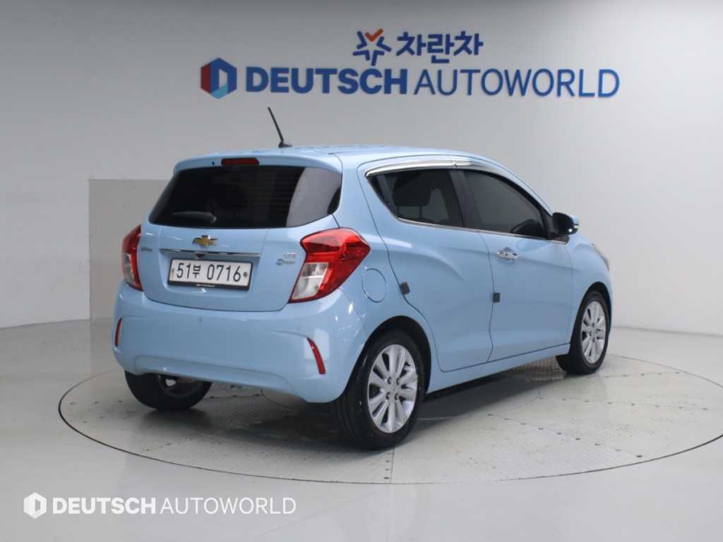 쉐보레 스파크 LTZ 사진 2/20