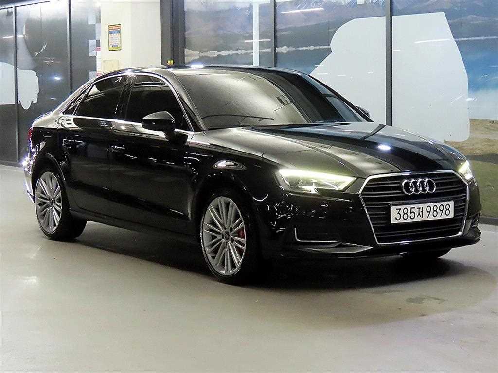 뉴 A3 40 TFSI 2018년식
