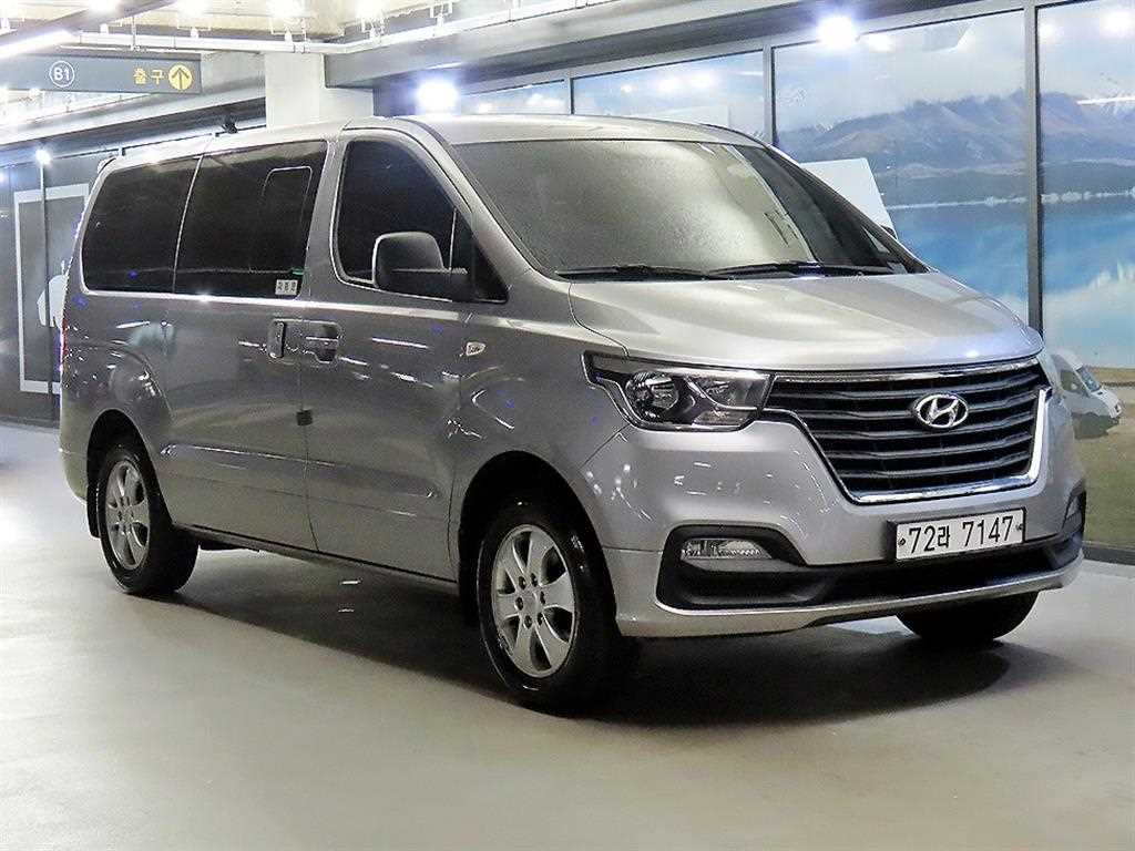 더 뉴 그랜드 스타렉스 4WD 웨건 12인승 2019년식