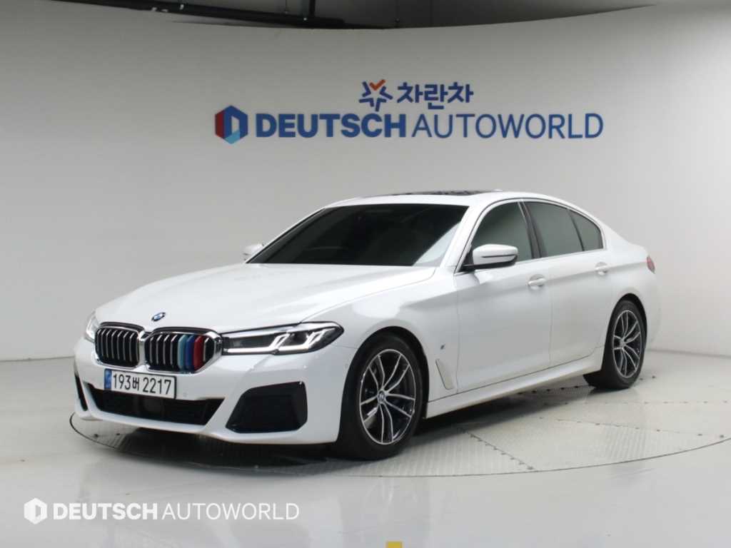 BMW 5시리즈 520i M 스포츠 사진 2/20