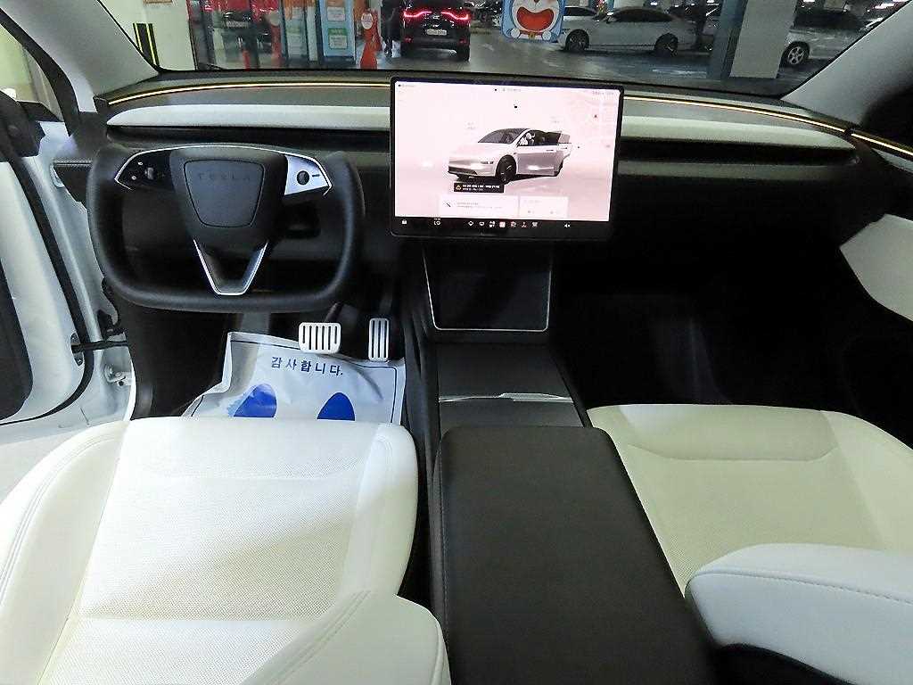모델 Y 롱 레인지 2025년식