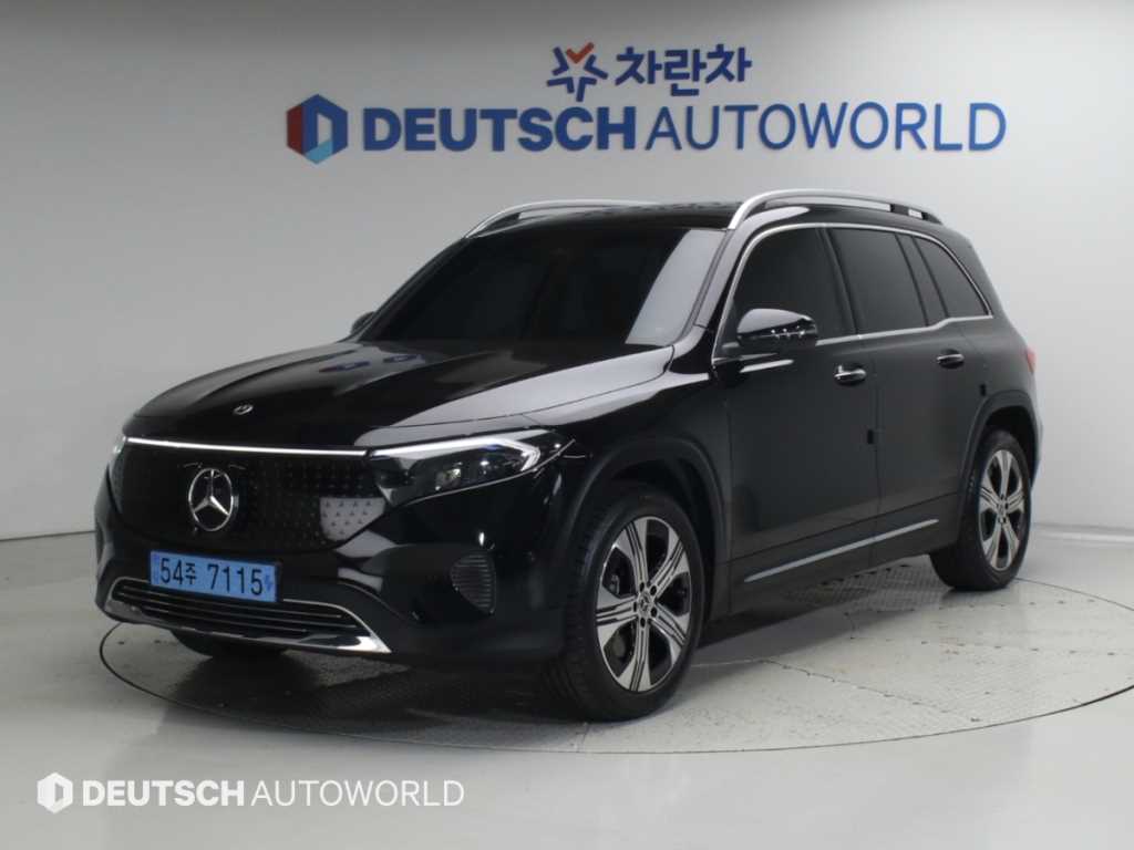 EQB (X243) EQB 300 4MATIC 2026년식