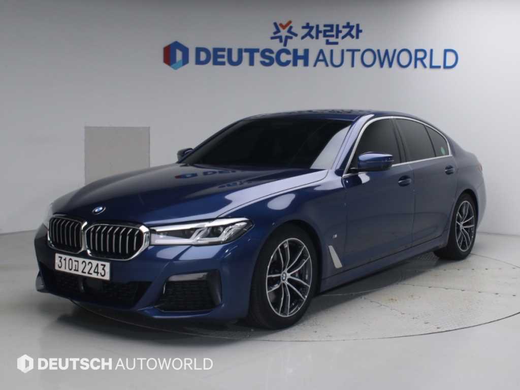 BMW 5시리즈 520i M 스포츠 사진