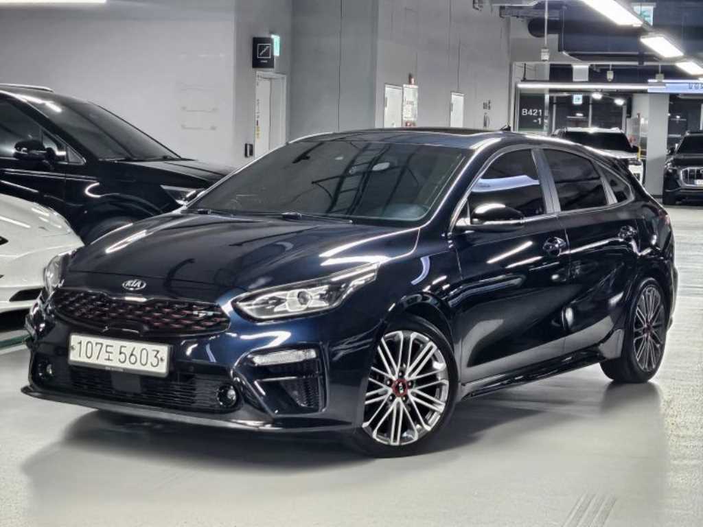 기아 K3 5도어 GT 플러스 사진 2/19