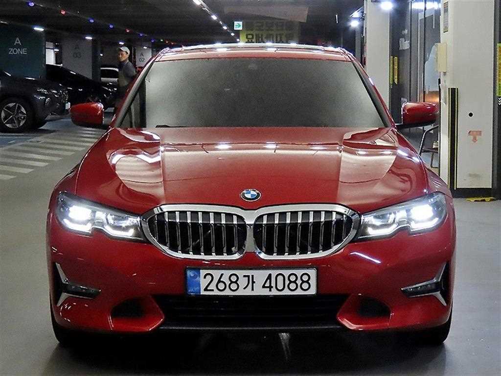 BMW 3시리즈 320d xDrive 럭셔리 사진 2/20