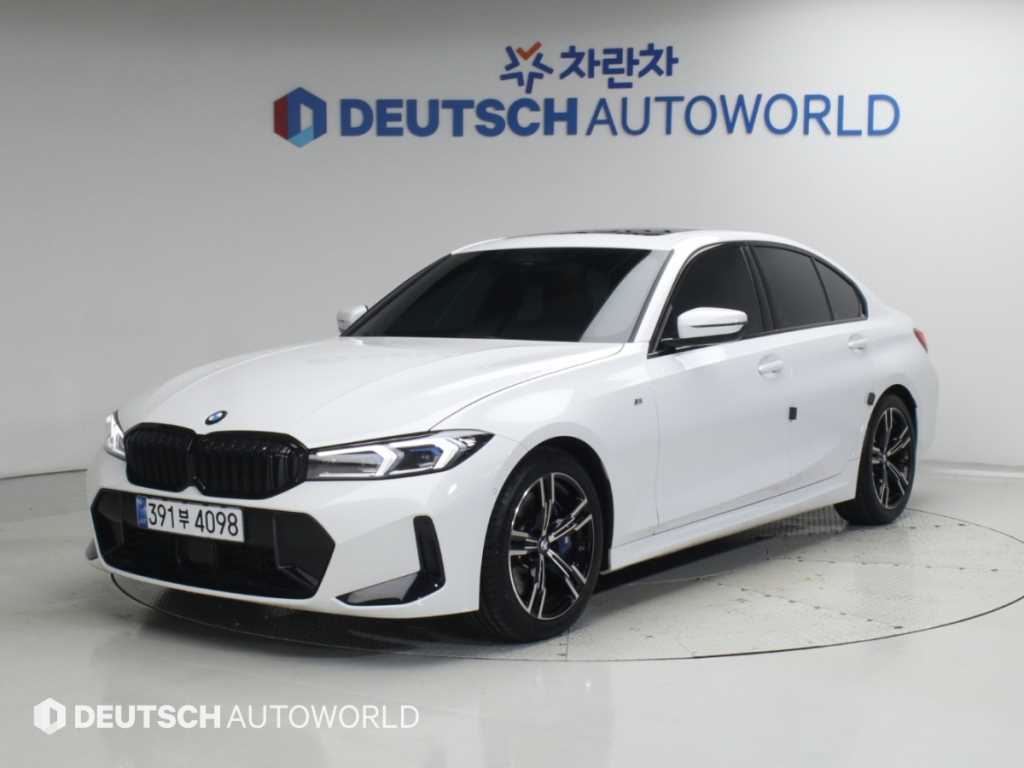 BMW 3시리즈 320i M 스포츠 사진