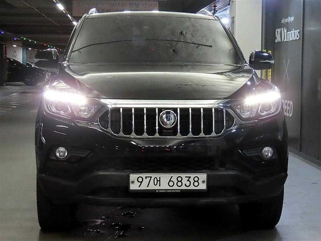 KGM 렉스턴 디젤 2.2 4WD 프로페셔널 S 사진 2/20