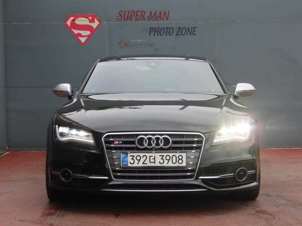 아우디 S7 4.0 TFSI 콰트로 사진 2/20