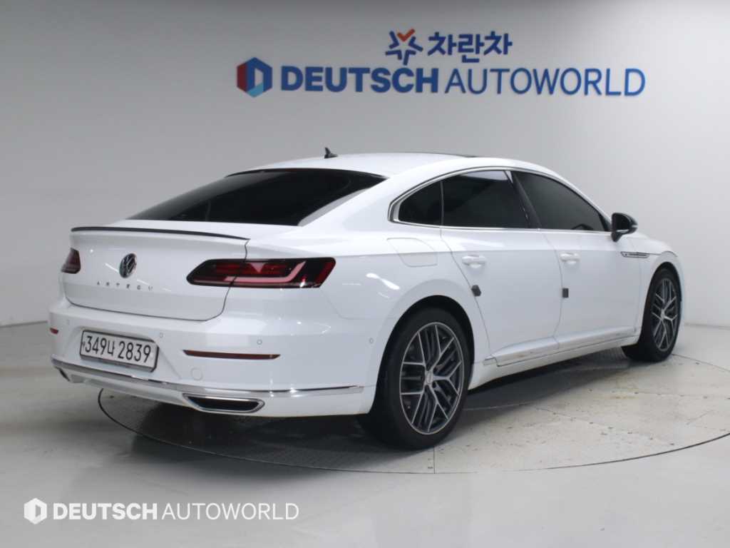 폭스바겐 아테온 2.0 TDI 엘레강스 프레스티지 사진 2/20
