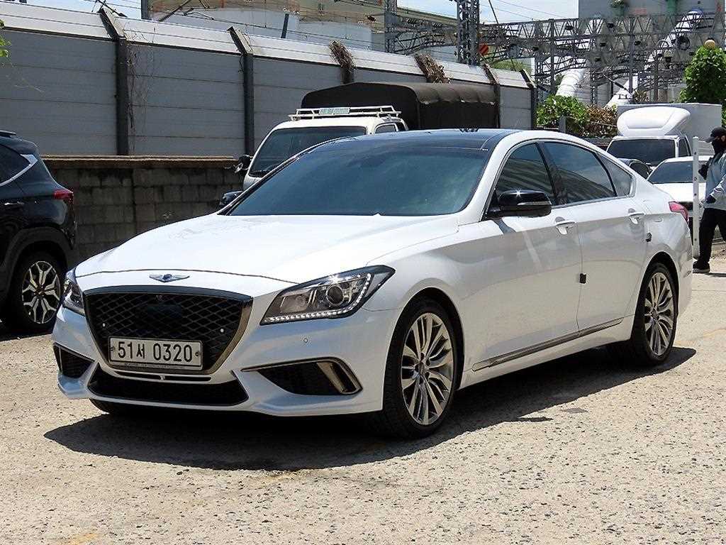 제네시스 G80 3.3 GDI AWD 프리미엄 럭셔리 사진 2/20