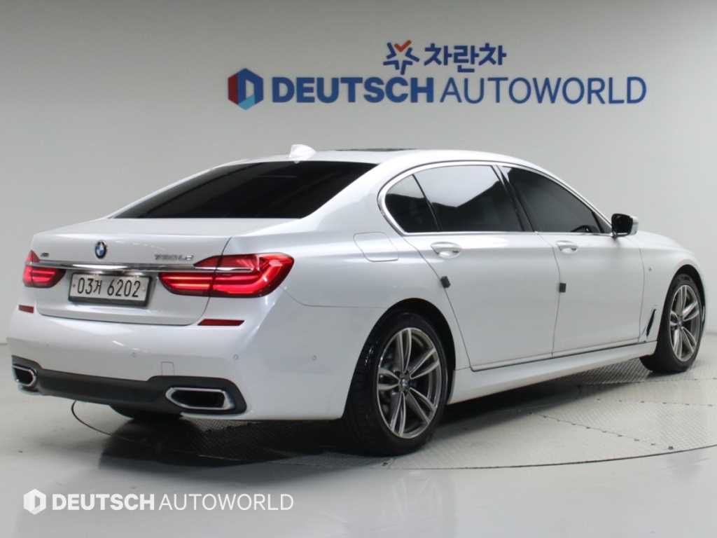 BMW 7시리즈 730Ld xDrive M 스포츠 사진 2/20