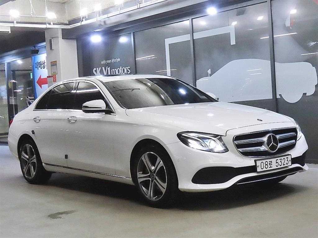 E-클래스 W213 E300 4MATIC 아방가르드 2017년식