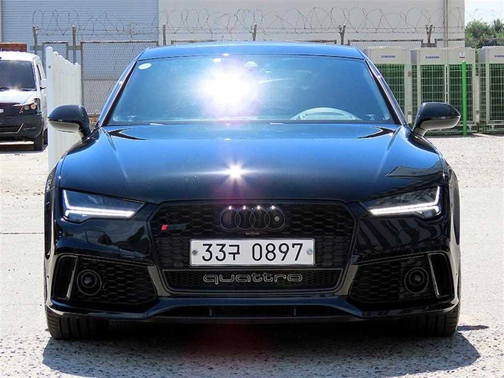 아우디 RS7 4.0 TFSI 콰트로 플러스 사진