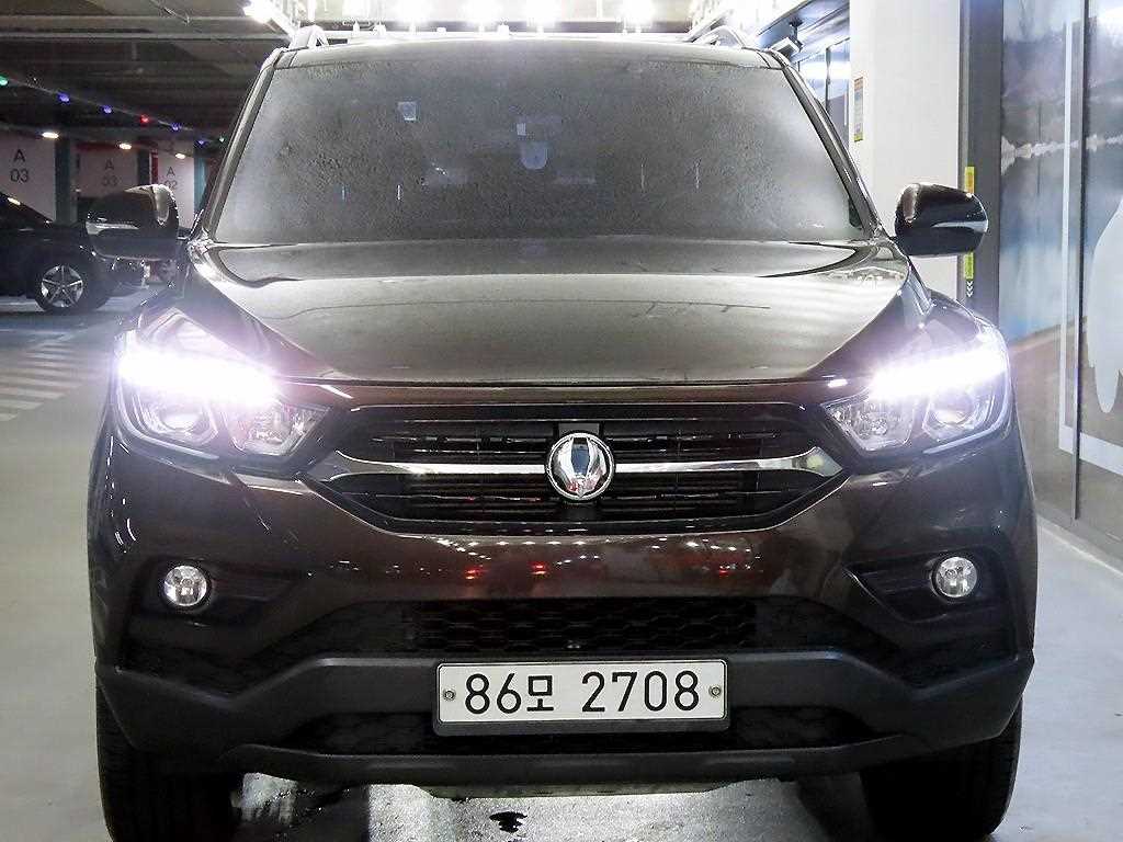KGM 렉스턴 4WD 디젤 2.2 노블레스 사진 2/20