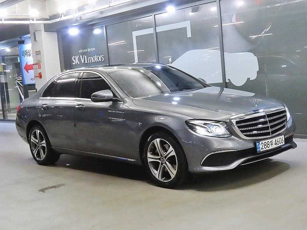 E-클래스 W213 E220d 4MATIC 아방가르드 2018년식