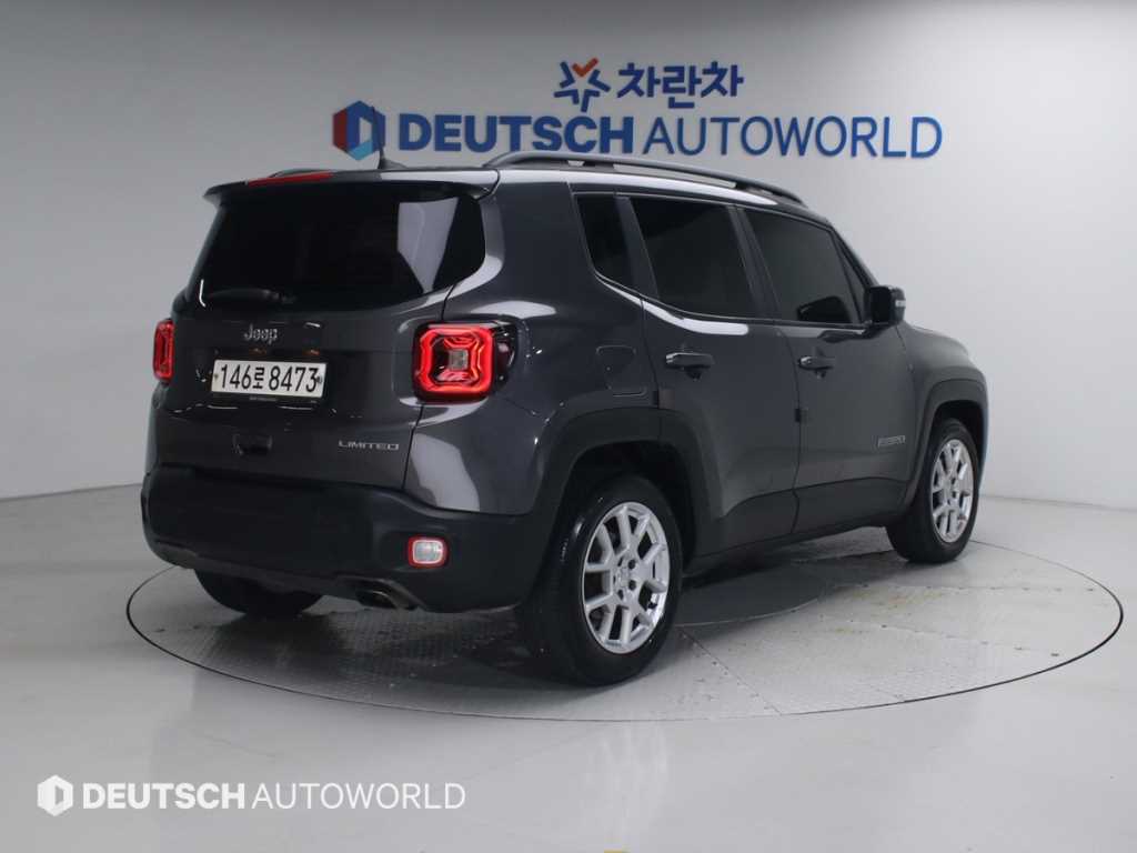 지프 레니게이드 2.4 리미티드 사진 2/20
