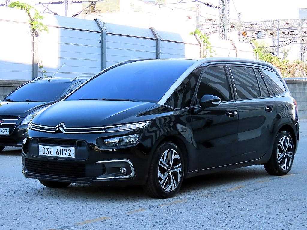 시트로엥 C4 1.6 B-HDI 필 사진 2/19
