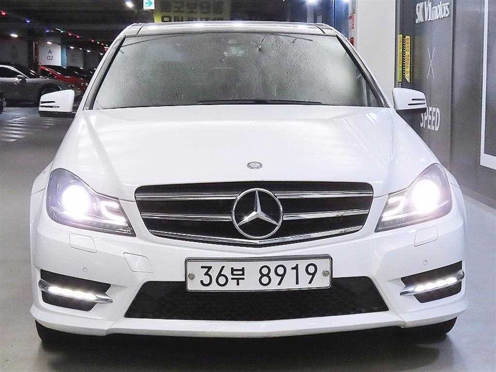 벤츠 C 클래스 C220 CDI 4MATIC 사진 2/20
