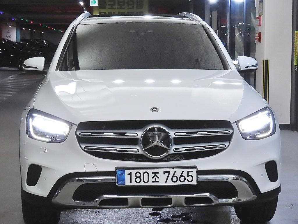 벤츠 GLC 클래스 GLC 300 e 4MATIC 사진 2/20