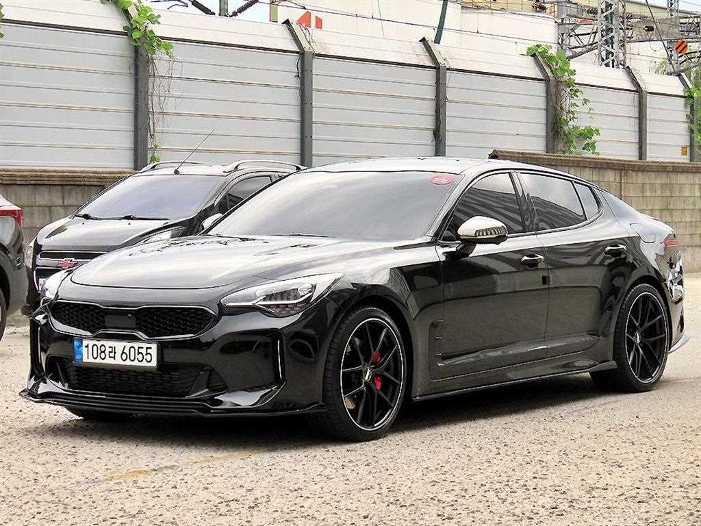 기아 스팅어 AWD 3.3 GT 아크로 에디션 사진 2/20