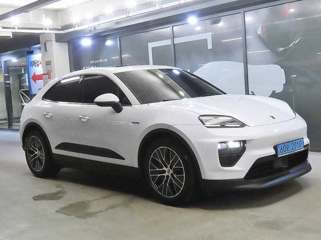 마칸 EV 4S 2025년식