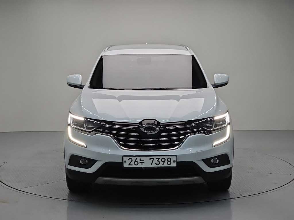 르노코리아 QM6 가솔린 2WD LE 사진 2/20