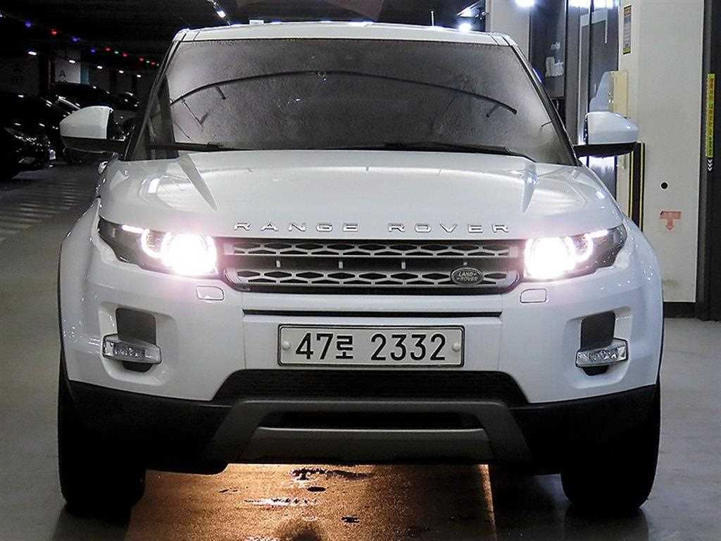 랜드로버 레인지로버 이보크 2.2 SD4 퓨어 사진 2/20