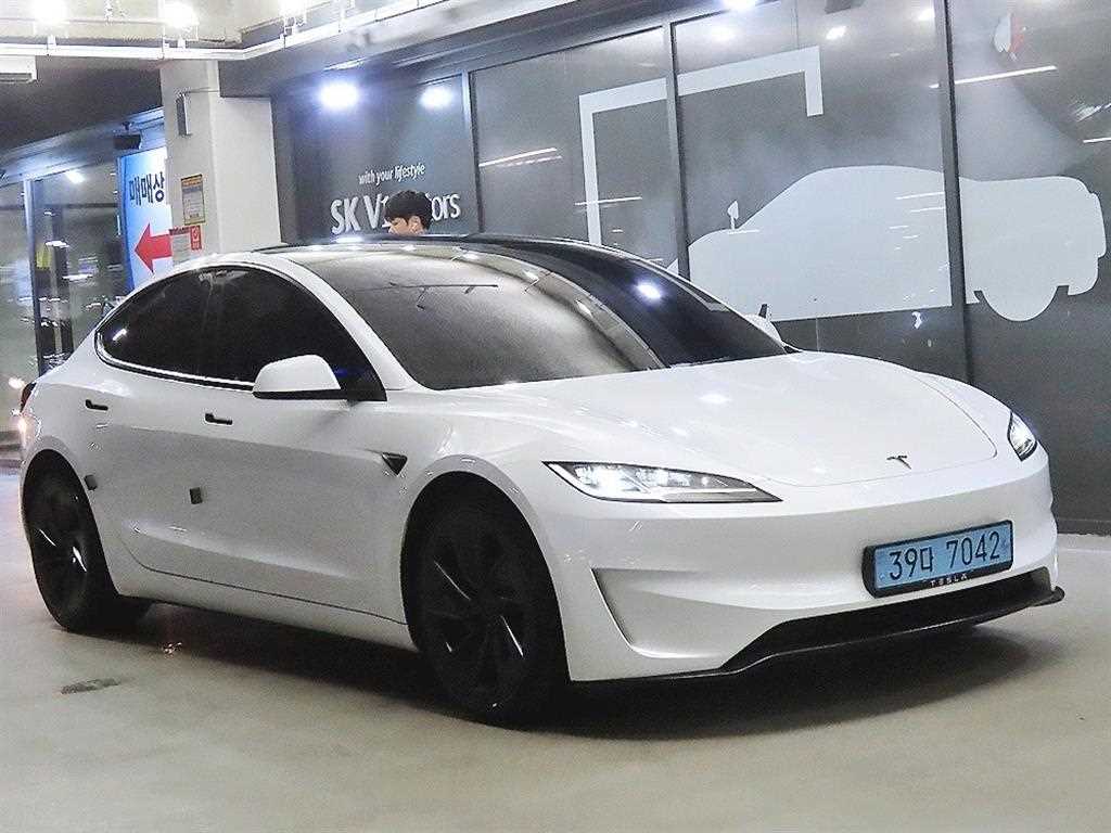 모델 3 퍼포먼스 2024년식
