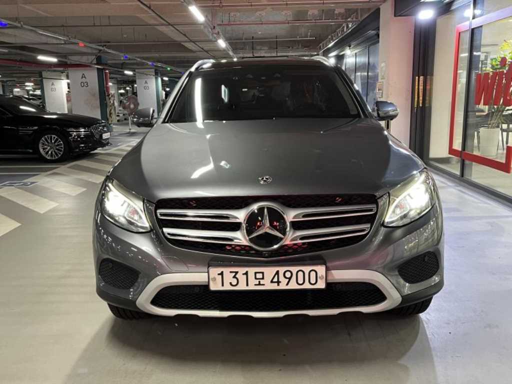 벤츠 GLC 클래스 GLC 350 e 4MATIC 사진 2/20