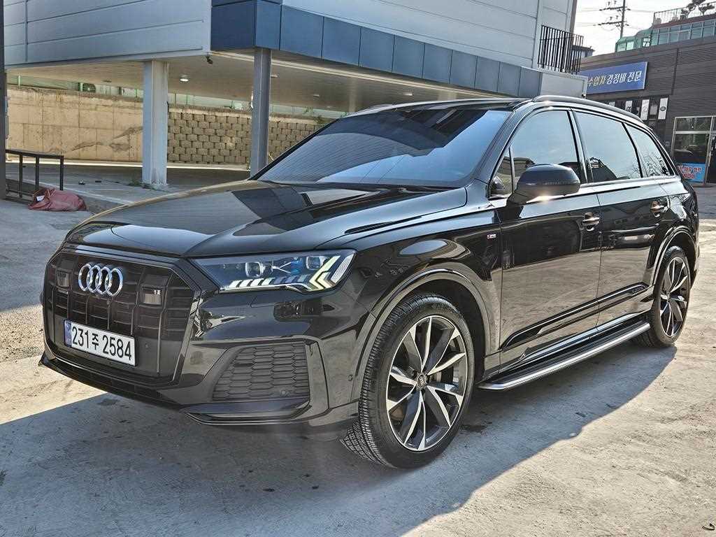 아우디 Q7 50 TDI 콰트로 프리미엄 사진 2/20