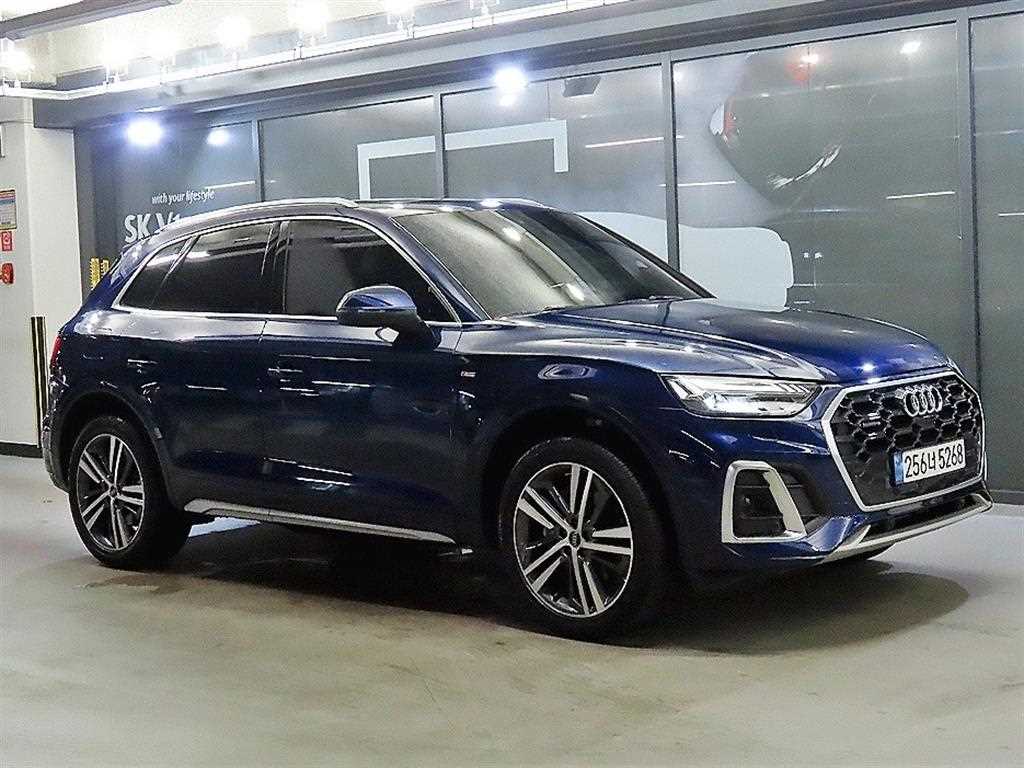 Q5 (FY) 45 TFSI 콰트로 프리미엄 2021년식