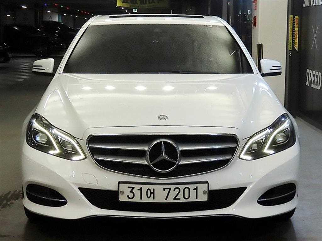 벤츠 E 클래스 E220 CDI 아방가르드 사진 2/20