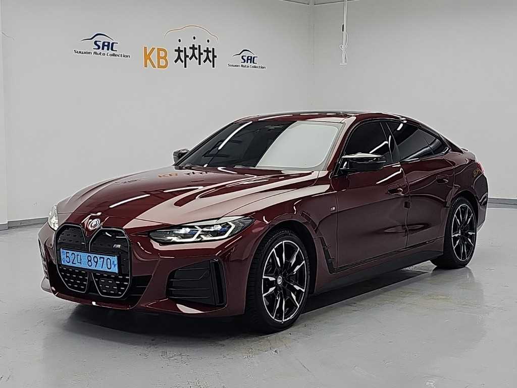 BMW i4 M50 프로 사진
