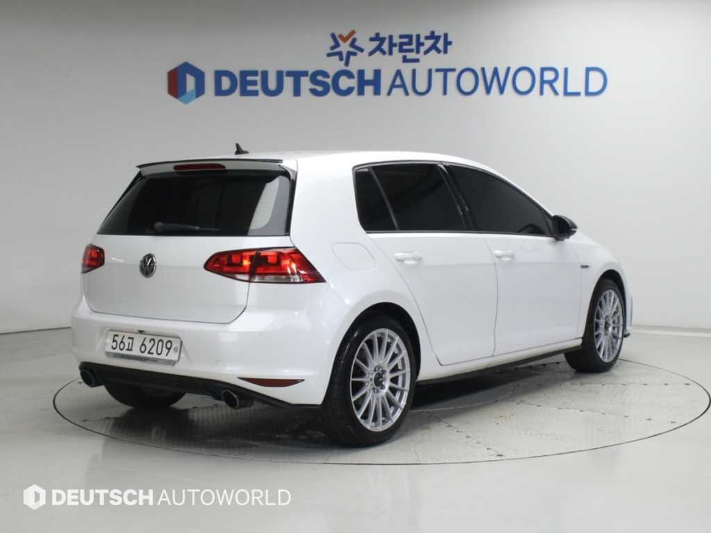폭스바겐 골프 2.0 TDI 40TH 에디션 사진 2/20