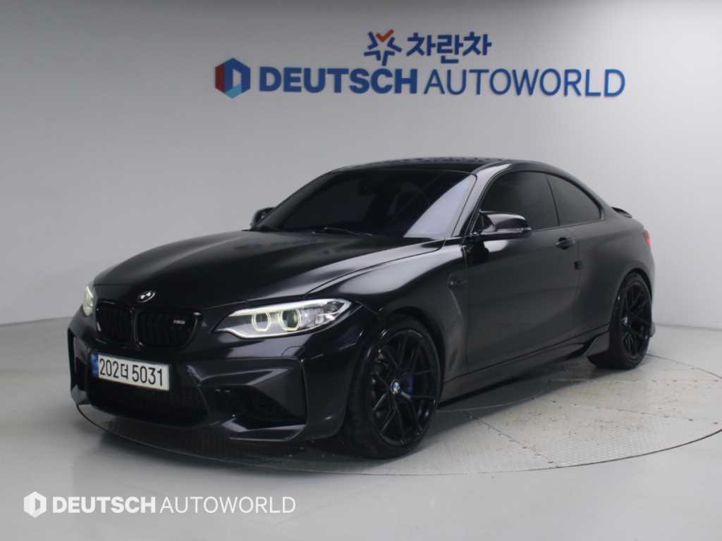 BMW 2시리즈 쿠페 M 퍼포먼스 스티어링 휠 에디션 사진