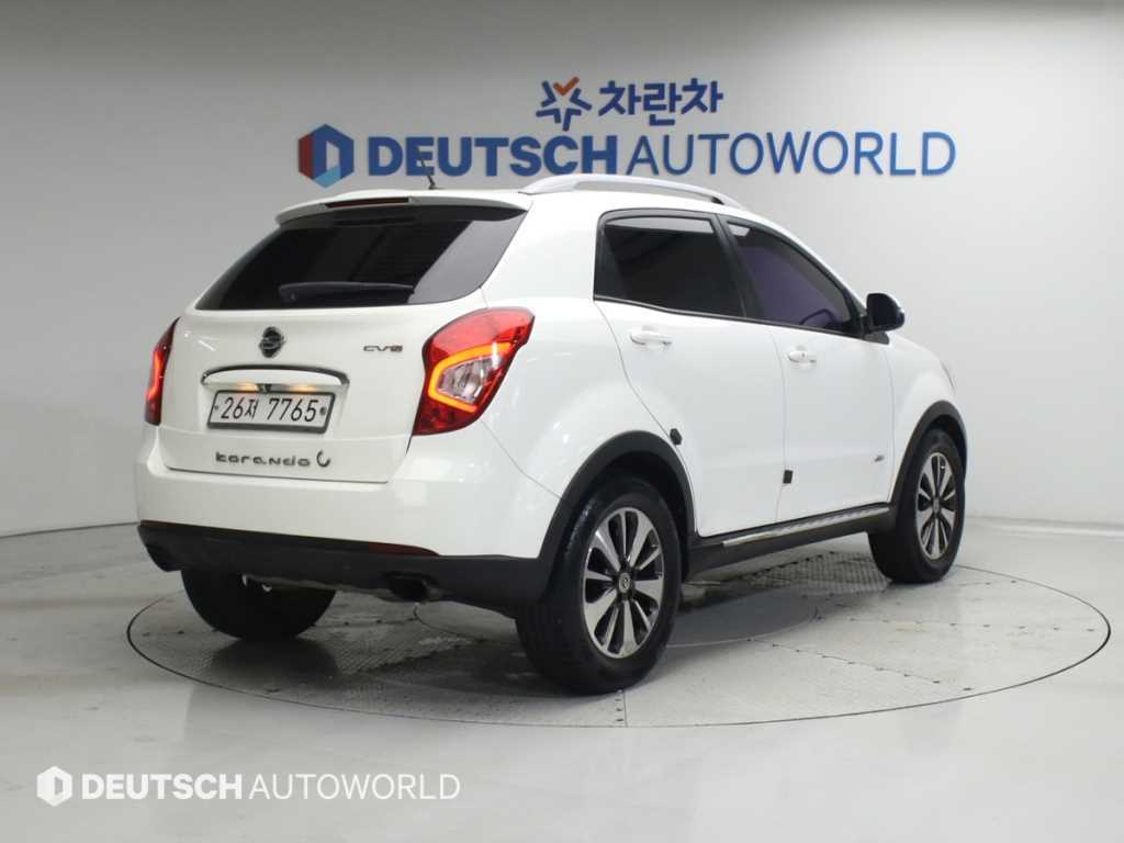 KGM 코란도 4WD 2.0 CVX 사진 2/20