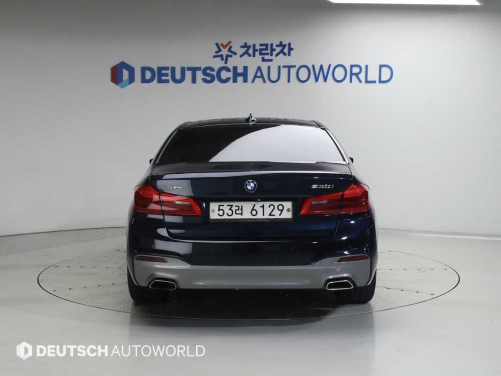 BMW 5시리즈 530i M 스포츠 사진 2/20