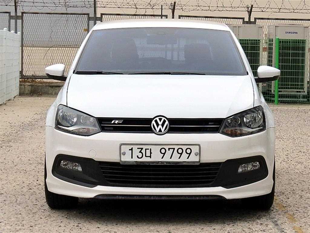 폴로 1.6 TDI R-LINE 2014년식