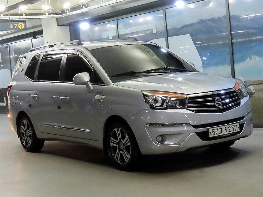 코란도투리스모 4WD GT 9인승 2015년식