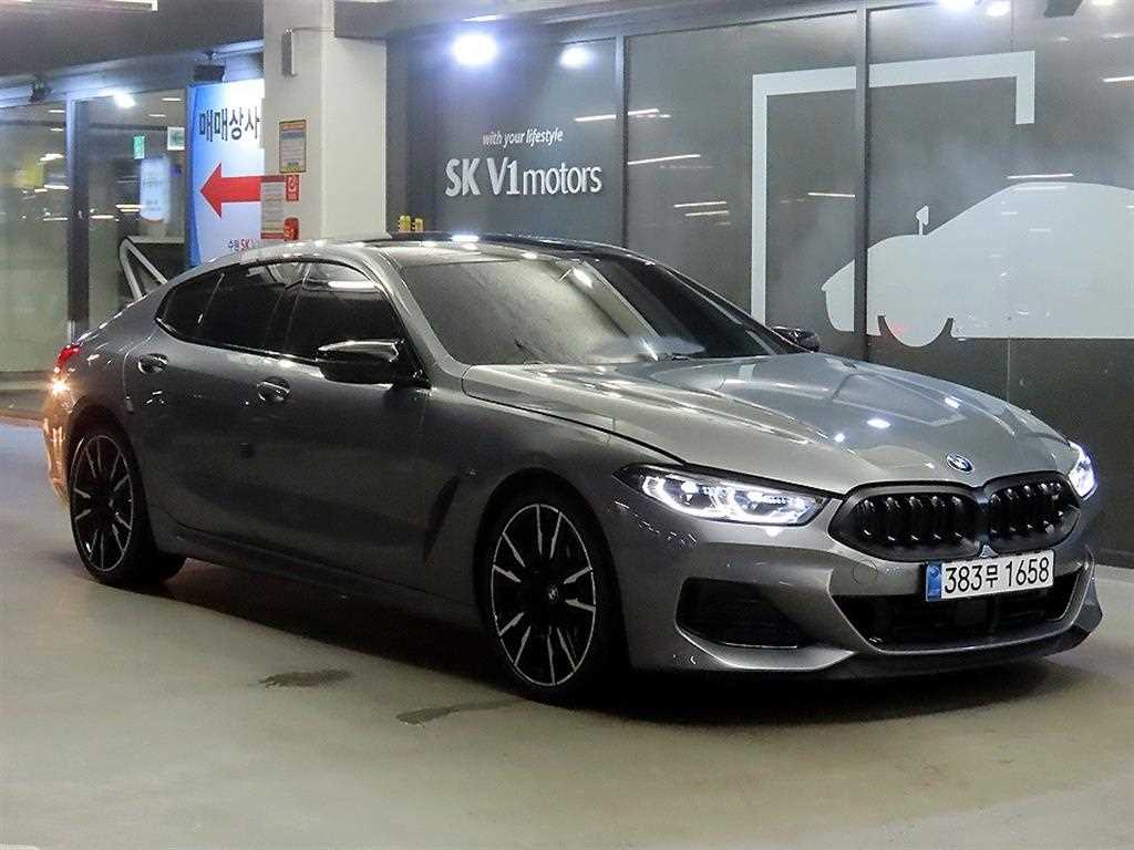 8시리즈 (G15) M850i xDrive 그란 쿠페 M퍼포먼스 2025년식