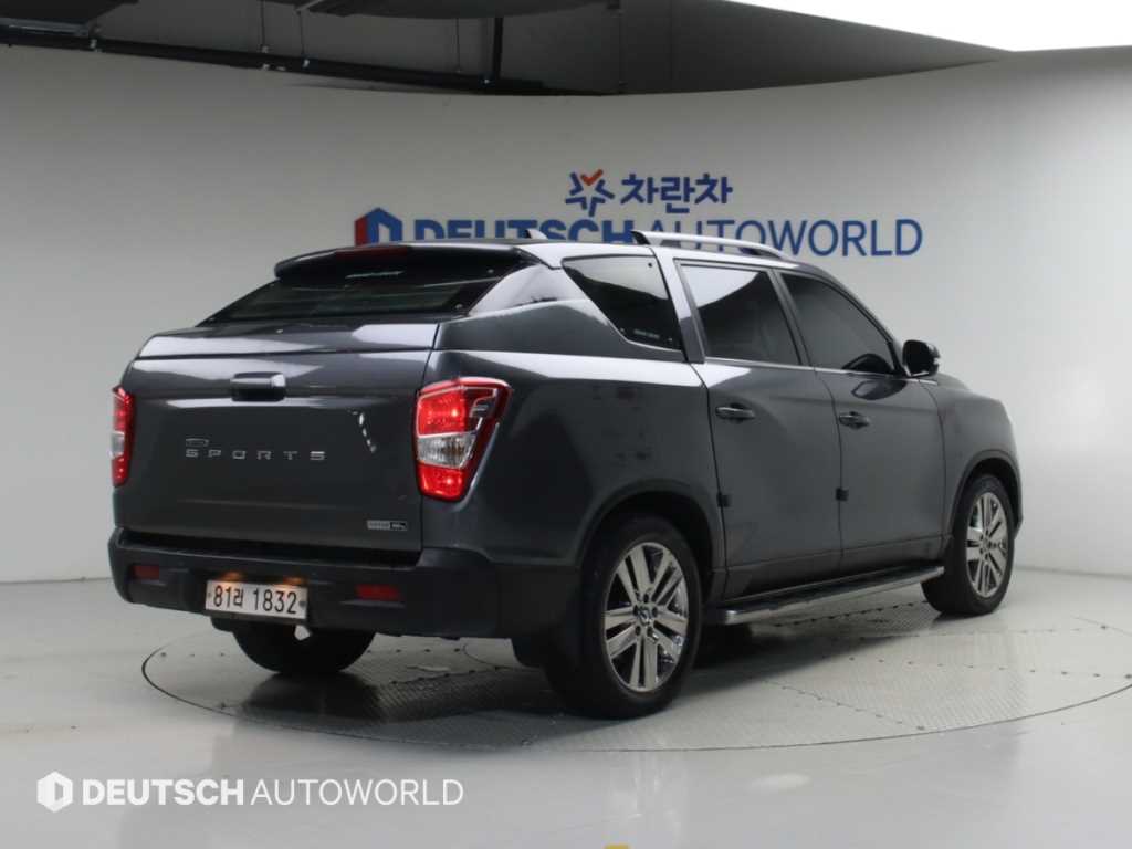 KGM 렉스턴 4WD 디젤 2.2 프레스티지 스페셜 사진 2/20