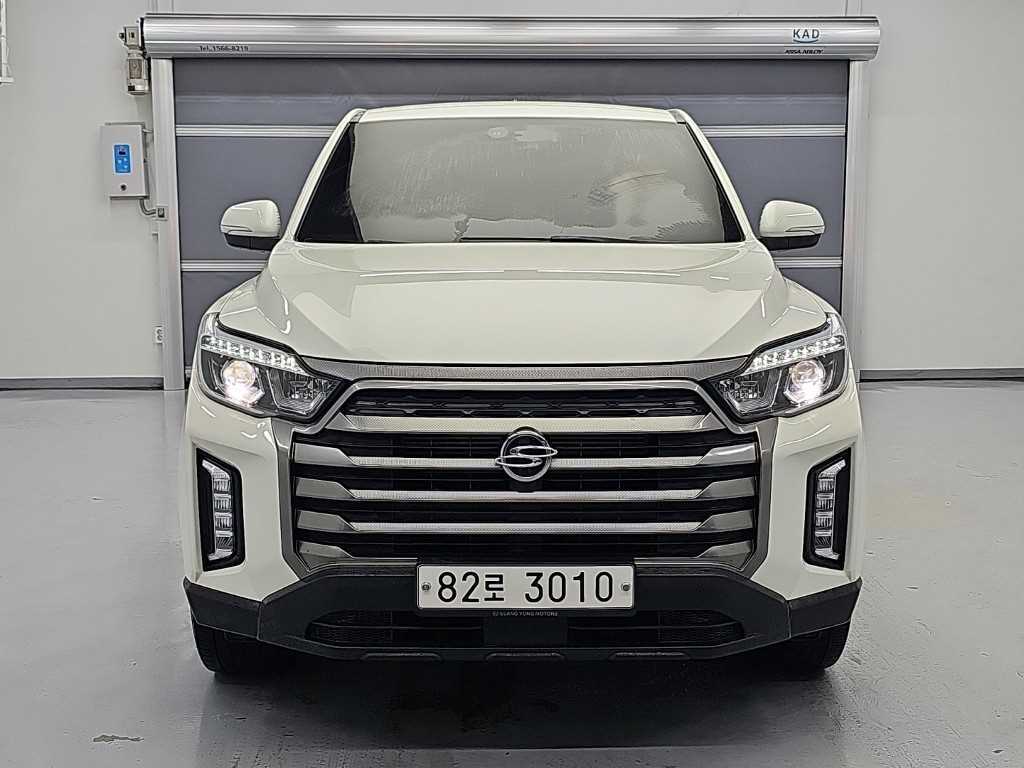 KGM 렉스턴 디젤 2.2 2WD 프레스티지 사진 2/18