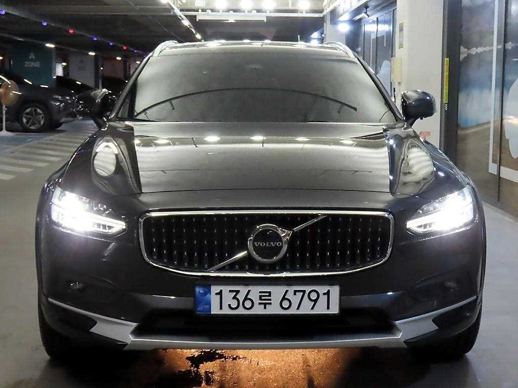볼보 V90 B6 AWD PRO 사진 2/20