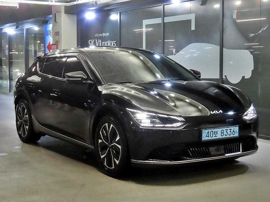 EV6 롱레인지 어스 2022년식