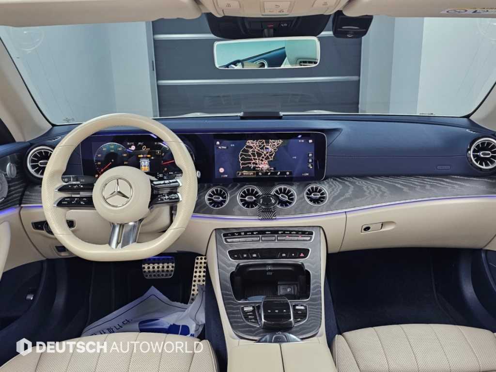 벤츠 E 클래스 E450 4MATIC 카브리올레 사진