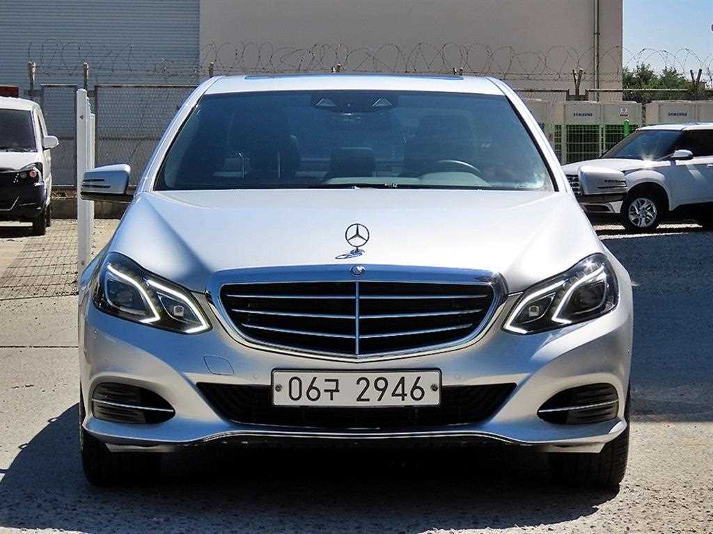 벤츠 E 클래스 E300 엘레강스 사진