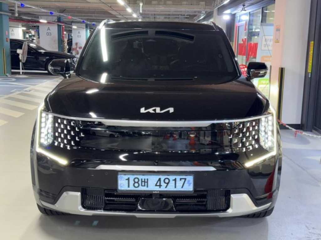 기아 EV9 롱레인지 4WD 어스 사진 2/20